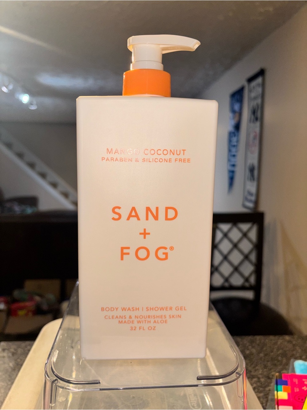 SAND + FOG Mango Coconut Body Wash — White with Orange Pump